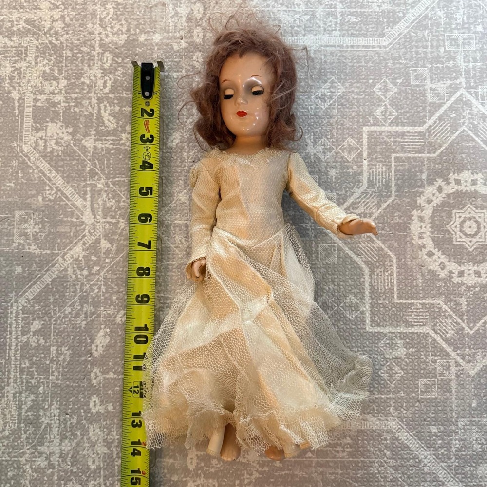Vintage Mary Hoyer Composite Doll Bride‎ Wedding Dress Collectible Doll